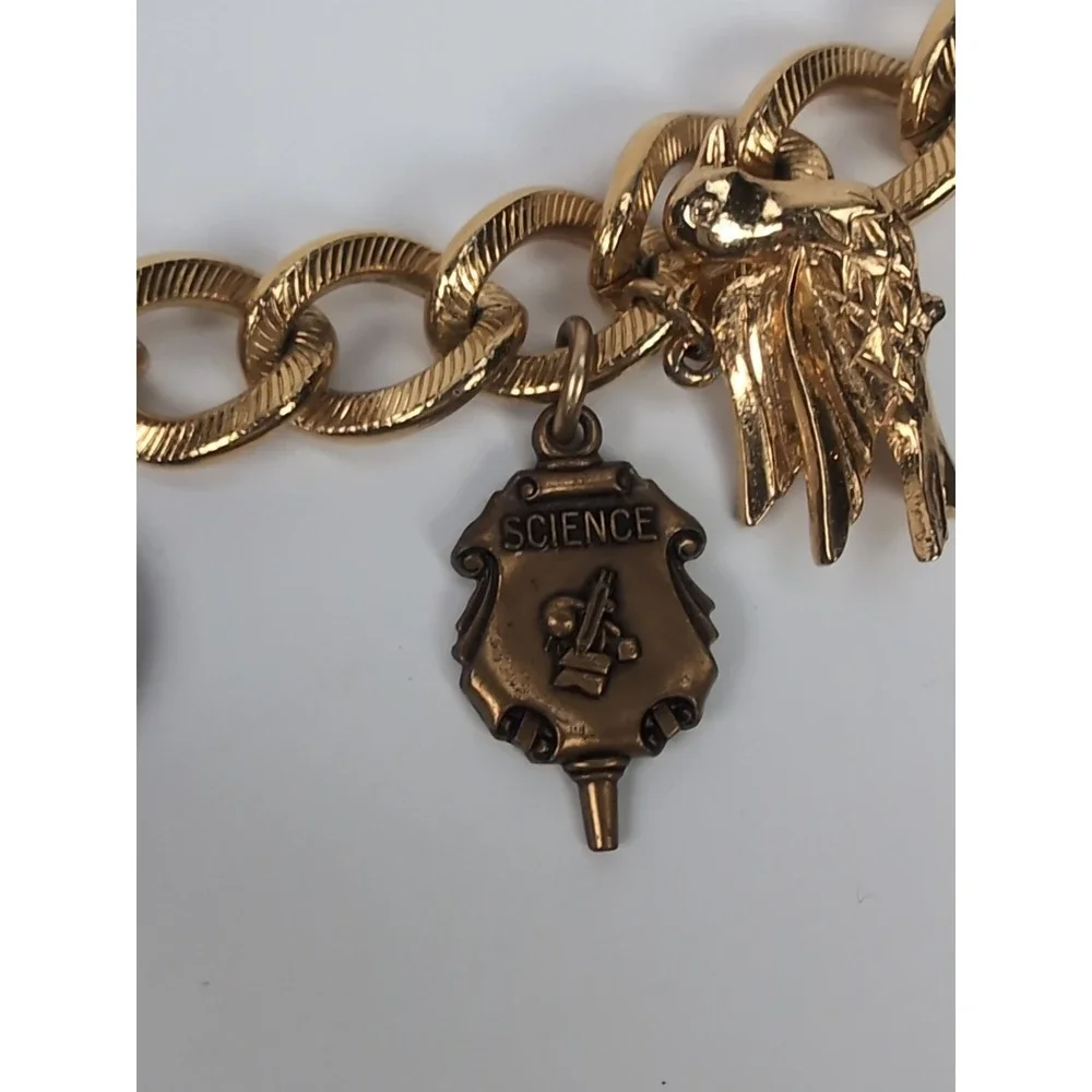 Vintage Monet Gold Tone Charm Bracelet W/Charms Classic Jewelry